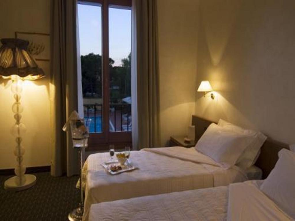 Hotel Dei Giardini Нервиано Номер фото